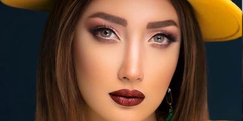 توانایی در آرایشگری از جمله ویژگی‌هایی که یک بیوتی بلاگر باید داشته باشد محسوب می‌شود.