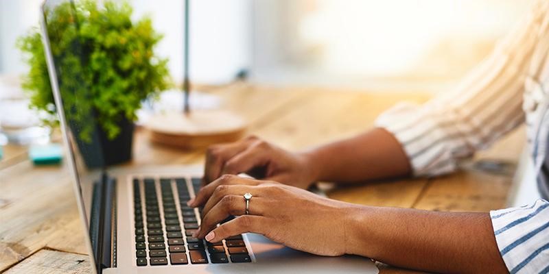 بلاگری روزمرگی به دور از تجمل‌گرایی بسیار آموزنده‌تر و جذاب‌تر می‌شود.