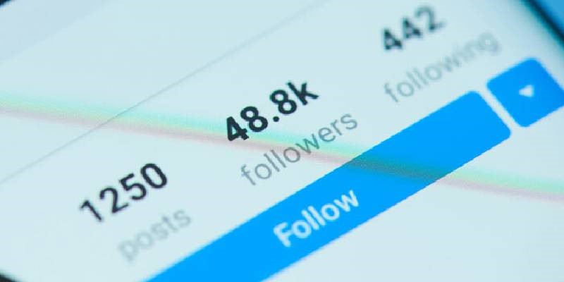 تعداد فالوور یک پیج یکی از فاکتورهای مهم بهترین پیج اینستاگرام برای تبلیغ است.